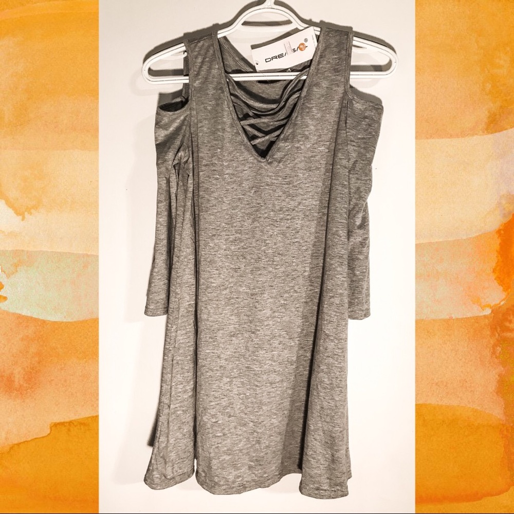 NWT Gray cutout lace up dress